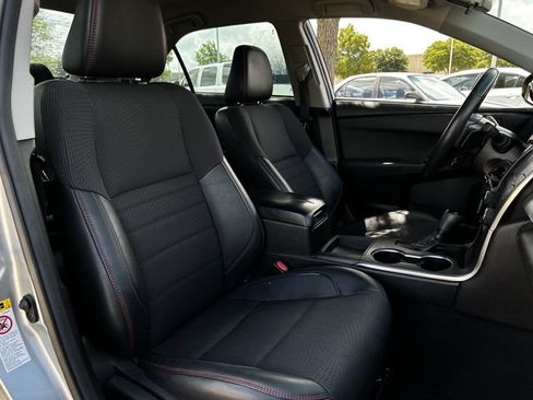 Used 2017 Toyota Camry SE FWD image 26