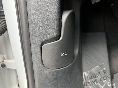 Used 2022 Audi Q3 2.0T Premium AWD/4WD image 31