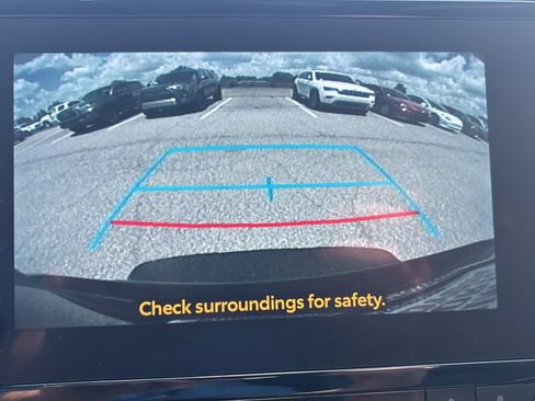 Used 2024 Toyota Highlander XSE FWD image 25