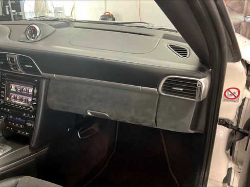 Used 2012 Porsche 911 Carrera GTS image 18