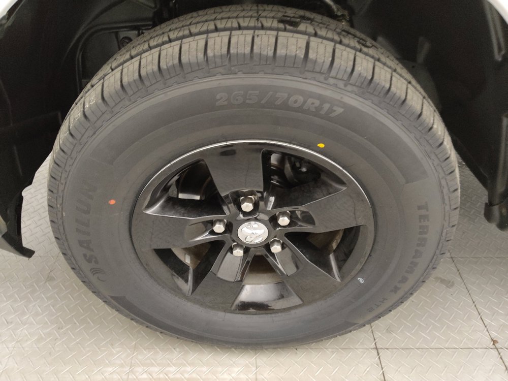 Used 2019 RAM 1500 Classic SLT w/ Luxury Group AWD/4WD image 31
