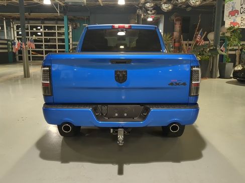 Used 2019 RAM 1500 Express w/ Express Value Package image 9