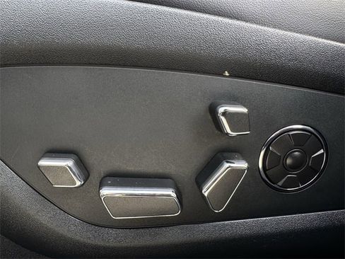 Used 2022 Lincoln Nautilus Reserve w/ Equipment Group 201A image 29