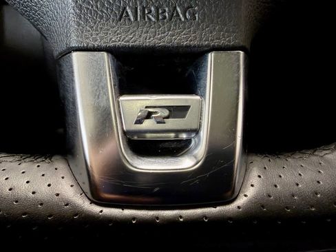 Used 2014 Volkswagen Tiguan S image 13