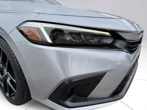 Used 2022 Honda Civic Sport image 11