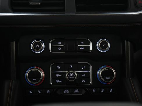 Used 2021 GMC Yukon AT4 w/ AT4 Premium Plus Package AWD/4WD image 24