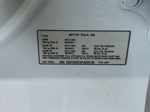 Used 2023 Tesla Model Y Long Range AWD/4WD image 12