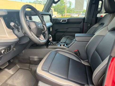 New 2026 Ford Bronco Outer Banks AWD/4WD image 9