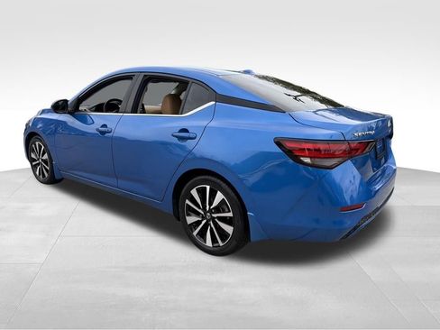 Used 2023 Nissan Sentra SV w/ SV Premium Package image 5