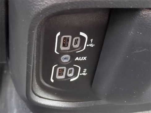 Used 2022 RAM 1500 Laramie image 21