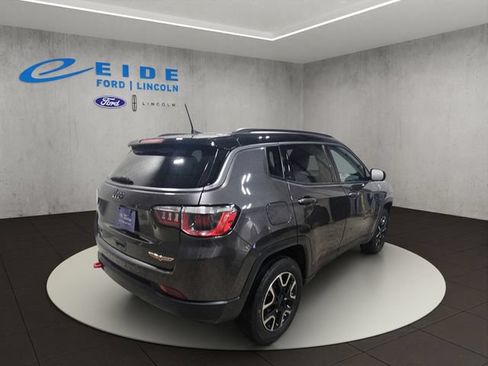 Used 2019 Jeep Compass Trailhawk AWD/4WD image 10