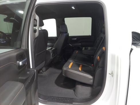 Used 2021 GMC Sierra 2500 AT4 w/ AT4 Preferred Package image 15