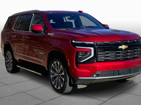 Certified 2025 Chevrolet Tahoe High Country w/ Sun And Tow Package image 3