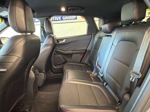 Used 2025 Ford Escape ST-Line AWD/4WD image 22
