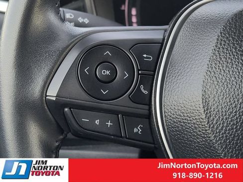 Used 2025 Toyota Corolla XSE FWD image 27