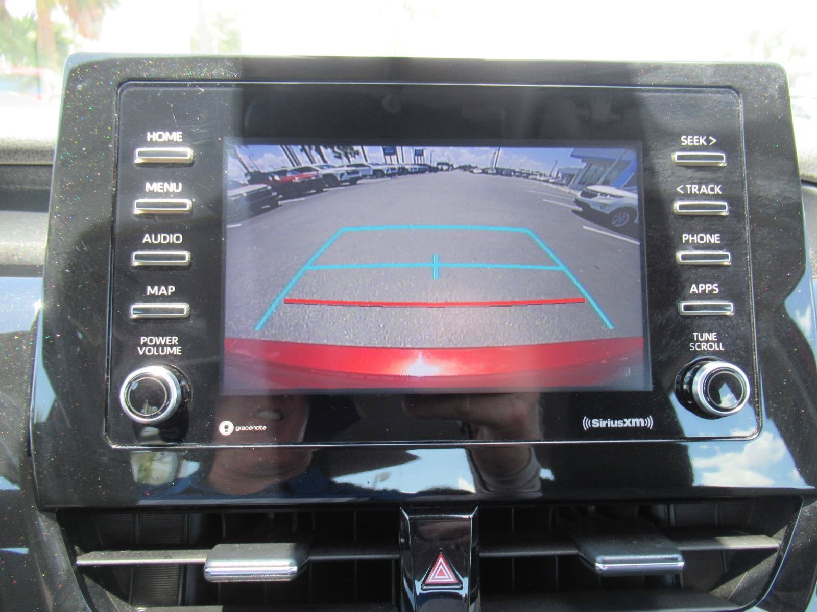 Used 2021 Toyota Camry LE FWD image 28