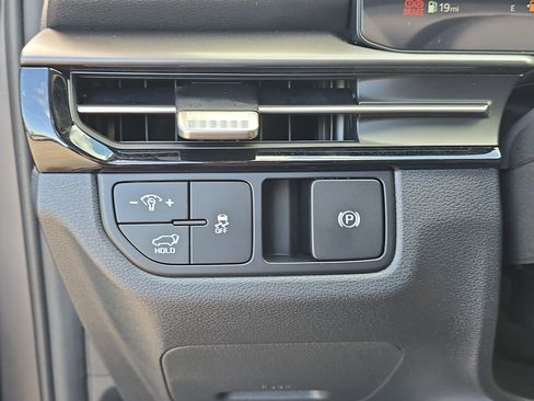 New 2026 Kia Sportage SX FWD image 29