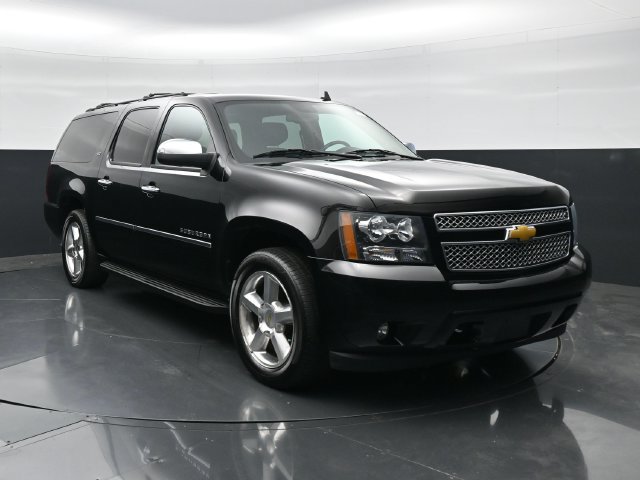 Used 2013 Chevrolet Suburban LTZ AWD/4WD image 4