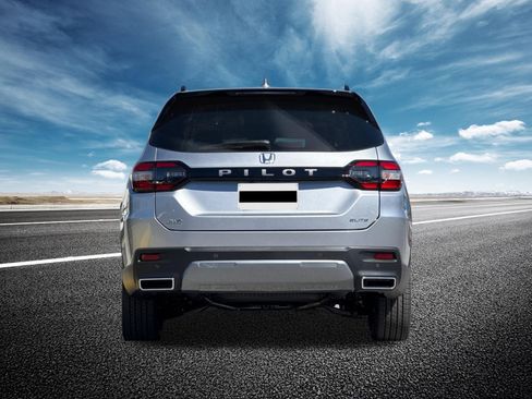 New 2026 Honda Pilot Elite image 4