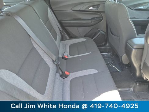 Used 2023 Chevrolet TrailBlazer LS AWD/4WD image 19