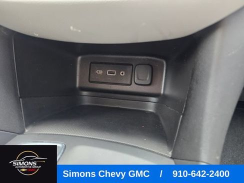 Used 2024 Chevrolet Equinox LS w/ LS Convenience Package AWD/4WD image 24
