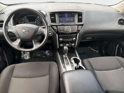 Used 2020 Nissan Pathfinder SV w/ Cargo Package FWD image 15