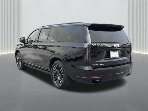 Certified 2025 Cadillac Escalade ESV Sport Platinum AWD/4WD image 3