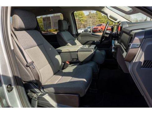 Used 2025 Ford F150 XLT w/ Equipment Group 301A Standard image 15