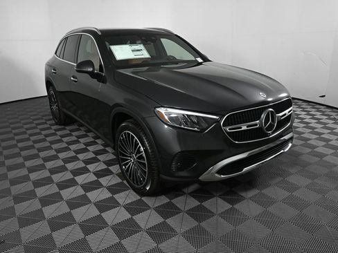 New 2026 Mercedes-Benz GLC 300 4MATIC image 24