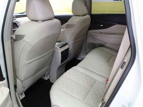Used 2019 Nissan Murano Platinum image 18