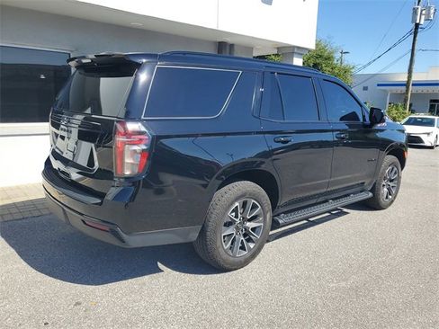 Used 2024 Chevrolet Tahoe Z71 w/ Luxury Package image 8