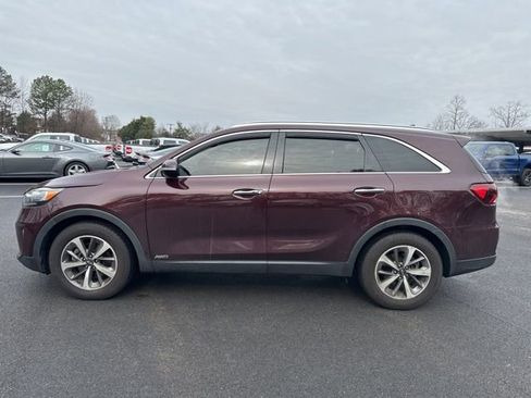 Used 2019 Kia Sorento EX w/ EX Touring Package image 2
