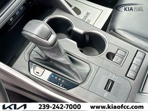 Used 2022 Toyota Highlander XLE image 30