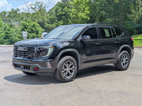 Used 2024 GMC Acadia AT4 w/ Luxury Package AWD/4WD image 5