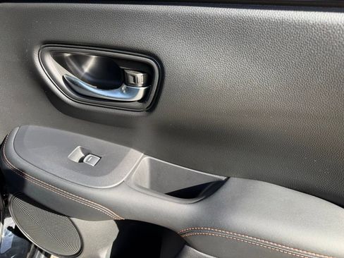 Used 2023 Honda HR-V Sport image 36