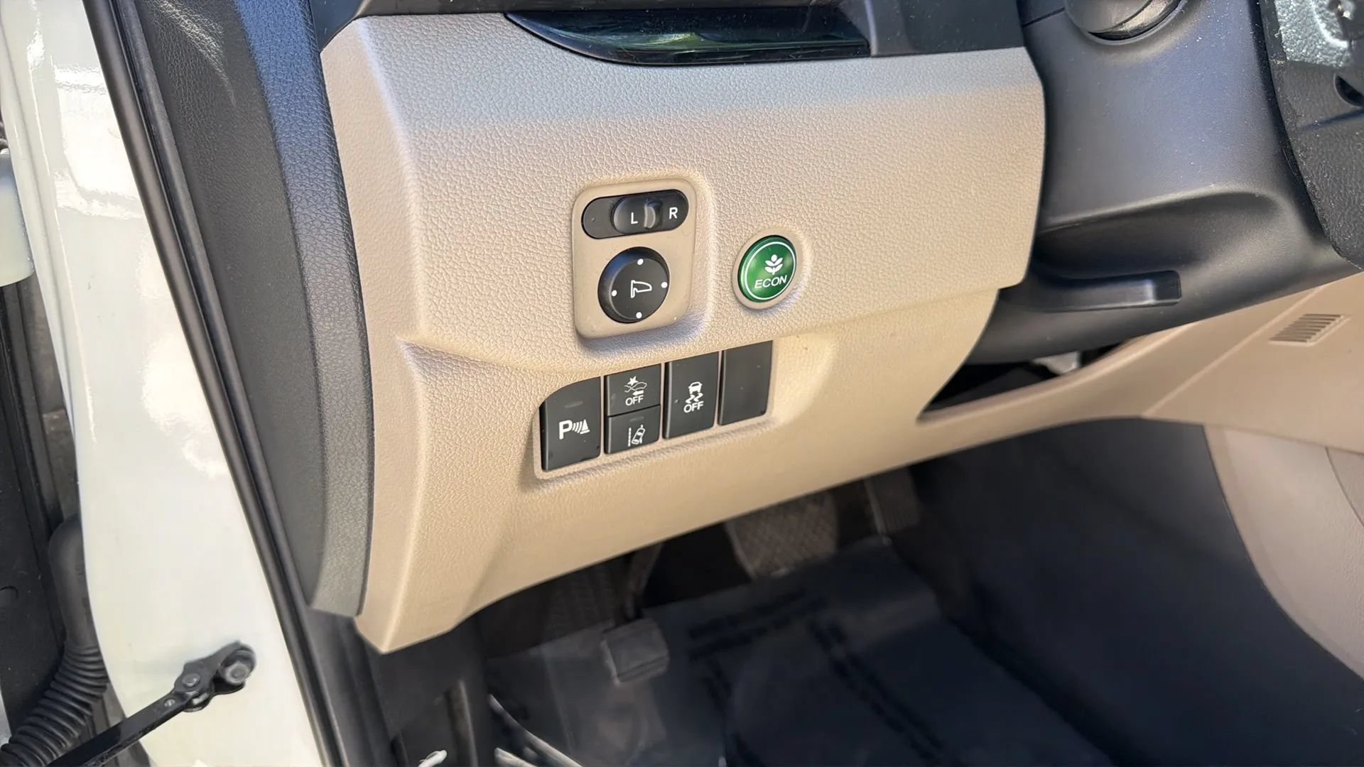 Used 2019 Honda Pilot Touring image 16