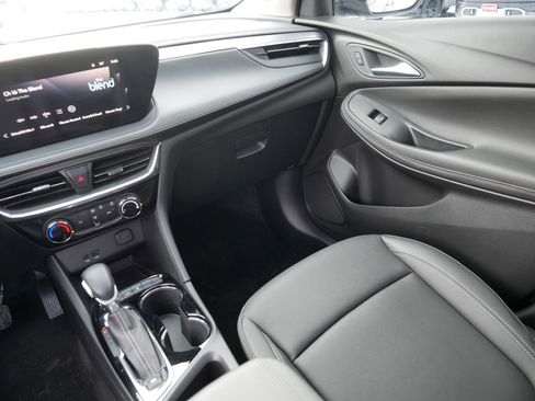 Used 2024 Buick Encore GX Sport Touring w/ Advanced Technology Package image 11