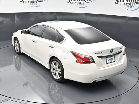 Used 2014 Nissan Altima 3.5 SL FWD image 25