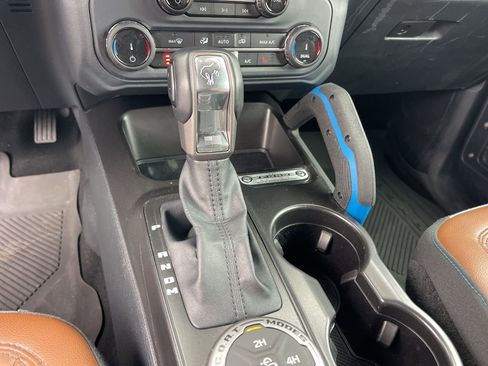 Certified 2022 Ford Bronco Outer Banks image 16