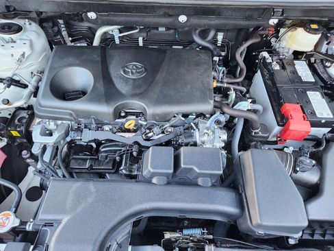 Used 2024 Toyota RAV4 XLE image 35