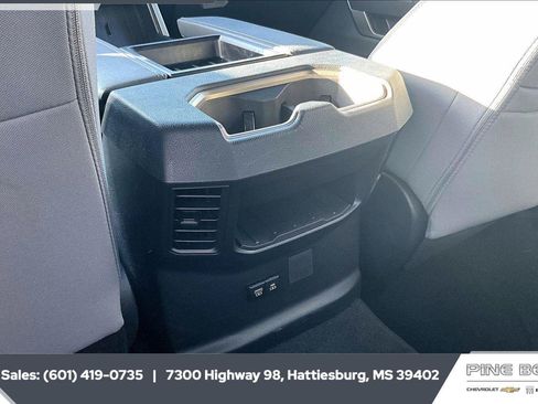 Used 2025 Toyota Tundra SR5 AWD/4WD image 25