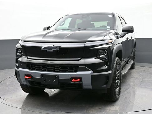Used 2026 Chevrolet Silverado EV Trail Boss w/ Plus Package AWD/4WD image 8