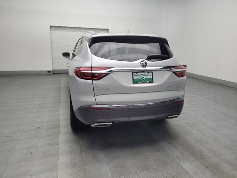 Used 2018 Buick Enclave Essence image 6