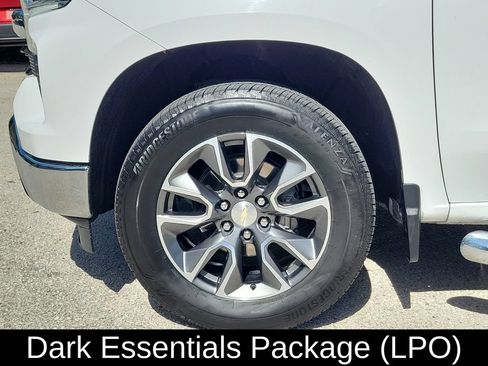 Used 2023 Chevrolet Silverado 1500 LT w/ Protection Package RWD image 6