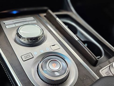 Used 2024 Genesis GV80 2.5T image 34