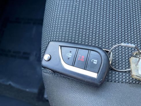 Used 2025 Toyota RAV4 LE image 22