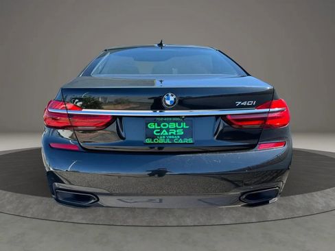 Used 2019 BMW 740i w/ M Sport Package RWD image 6