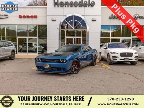 Used 2021 Dodge Challenger SRT Hellcat Redeye image 1