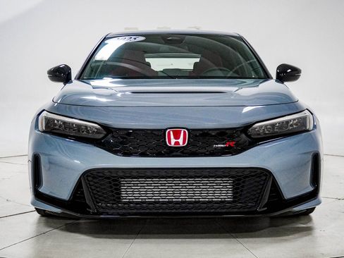 Used 2025 Honda Civic Type R image 15