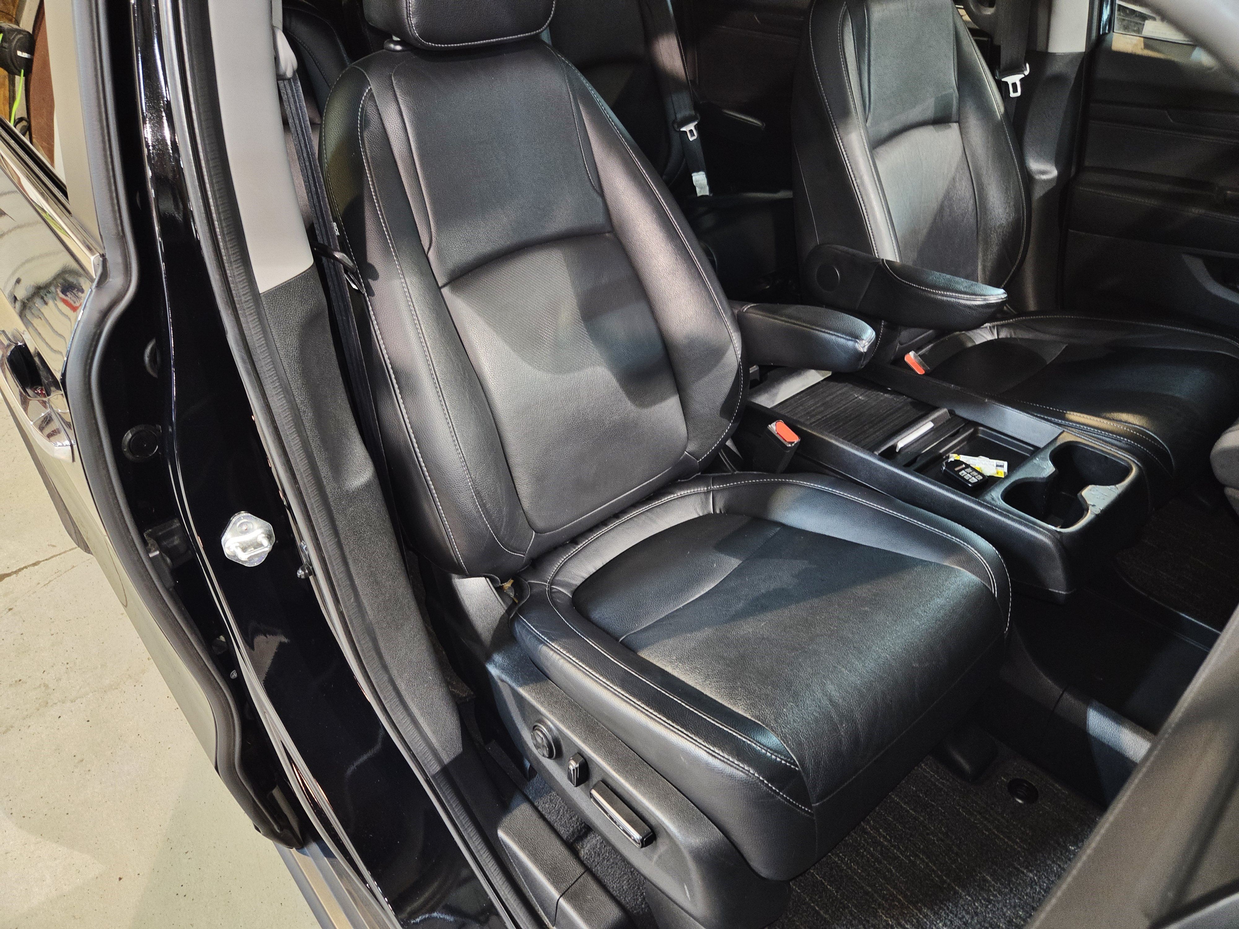 Used 2021 Honda Odyssey EX-L image 34